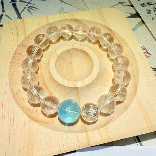 Zhao Rusi with natural crystal white crystal aquamarine treasure